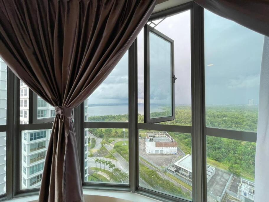 Teega Suites Seaview By Vdo Homestay Nusajaya  Extérieur photo